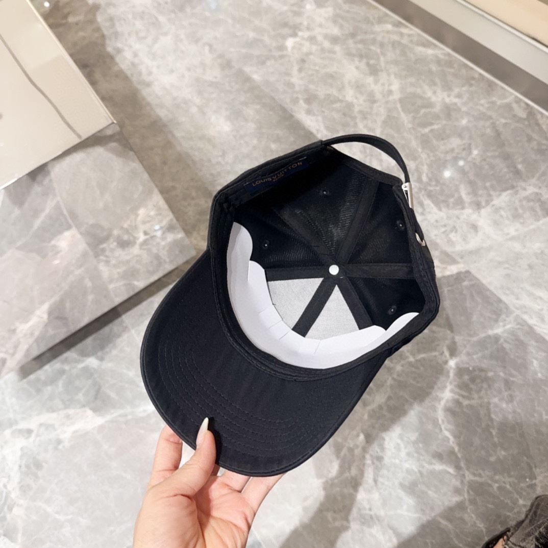 Louis Vuitton Caps